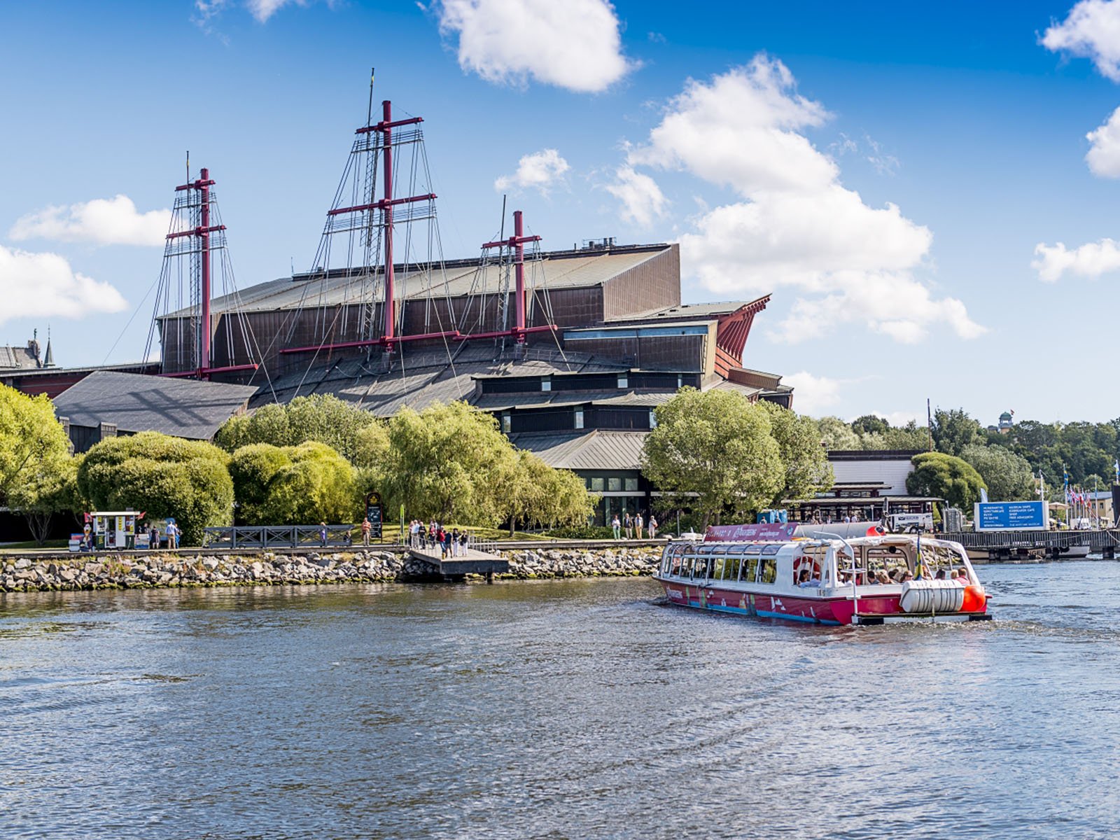 RED Sightseeing Hop on Hop off boat at Vasa Museum